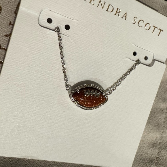 NWT- Kendra Scott Football Silver Short Pendant Necklace - Picture 5 of 9